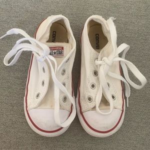 Converse shoes size US 9 🤩